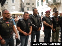 Российские "казаки-байкеры" в черногорском Которе