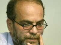 Reformist journalist Mashallah Shamsolvaezin (AFP file photo)