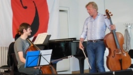 Octavian Lup cu prof. Frans Helmerson în septembrie la Academia Kronberg