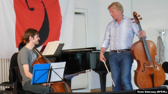 Octavian Lup cu prof. Frans Helmerson în septembrie la Academia Kronberg