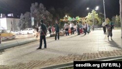 Streets in the center of ailing Uzbek President Islam Karimov’s native city of Samarkand have been blocked off as cleaning and apparent construction work were taking place on a central square late on September 1.