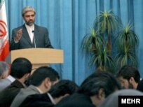 مخالفت ایران با ایجاد پایگاه نظامی فرانسه در خلیج فارس