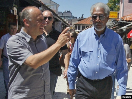 Direktor SFF Mirsad Purivatra i holivudski glumac Morgan Freeman na Ba�čar�iji, 29. jula 2010