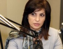 Albanian Parliament speaker Josefina Topalli at RFE/RL today (RFE/RL)