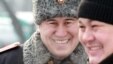Алматыдағы "Қарсылық жиыны" тарқаған соң өзара әңгімелесіп тұрған полиция қызметкерлері. Алматы, 25 ақпан 2012 жыл. Көрнекі сурет