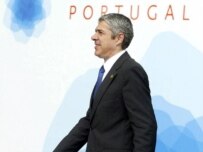 Jose Socrates at a meeting of the Portuguese government and the European Commission on July 2 (epa)
