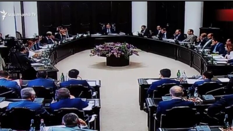 ����: rus.azatutyun.am