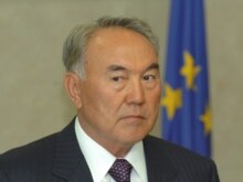Belgium -- Kazakh President Nursultan Nazarbaev at EU headquarters in Brussels, 04Dec2006