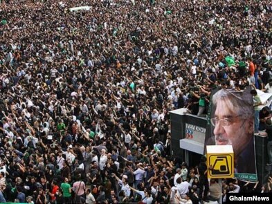 Musavi called for the release of those detained during the massive postelection protests.