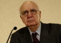 Paul Volcker (file photo)