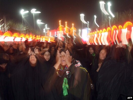 Thousands of Muslim Shi'ite women performed the Arbain mourning ritual outside the Imam Abbas Shrine in the Iraqi holy city of Karbala on February 3.