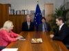 EU Presses Serbia On Kosovo Talks