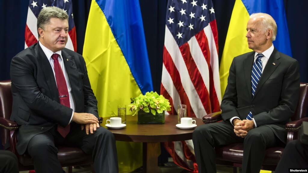Порошенко і Байден висловились за&nbsp;збереження санкцій до&nbsp;повного виконання мінських угод