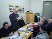 Аксакаллар шурасы җыелышында Рәүф Ибраһимов Татарстан җитәкчелегенә җибәреләчәк хатны укый