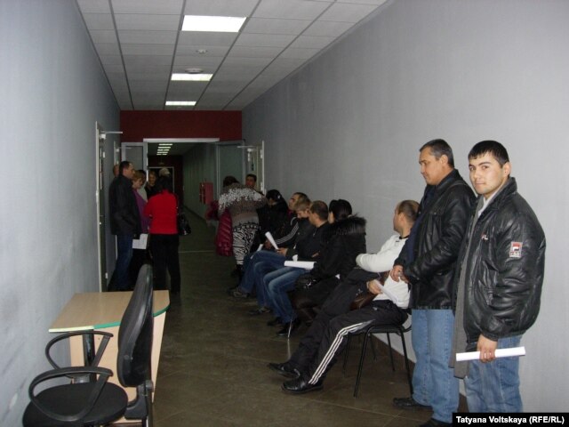 ����� ������������ ��������� � �����-����������