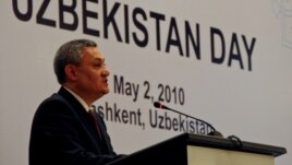 55 ёшли Рустам Азимов президент Ислом Каримовнинг вориси деб кўрилаётган асосий даъвогарлардан бири ҳисобланади.