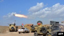 قوات نظامية ومن الحشد على الحدود بين ديالى وصلاح الدين، 2 آذار 2015.