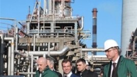 U poseti NIS-u bio je pre nešto više od godinu dana i tadašnji premijer, a sadašnji ruski predsednik Dmitry Medvedev.