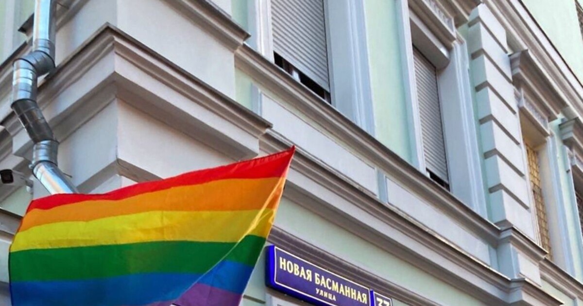 В Москве задержали участниц Pussy Riot Никульшину и Алёхину
