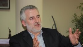 Menduh Thaçi