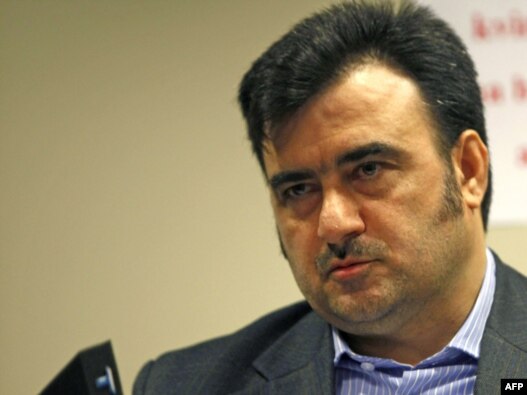 فرزاد فرهنگیان، دیپلمات مستعفی سفارت ایران در بلژیک