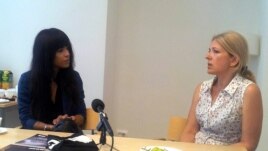 Loreen meets with Natalya Pinchuk, the wife of Belarusian political prisoner Ales Byalyatski.