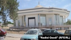 Худжандтағы мешіттердің бірі