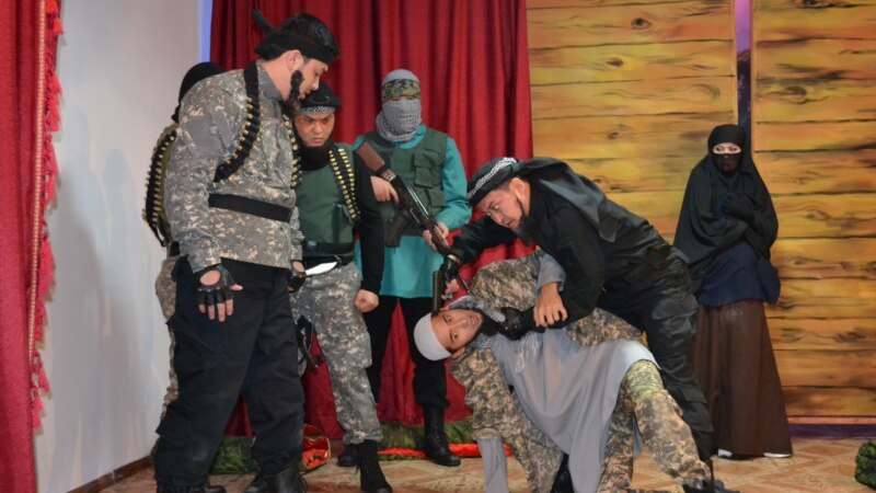 В Актобе театр поставил в тюрьме спектакль об экстремизме