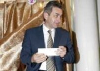 Government candidate Khadjimba voting on 3 October