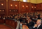 Vladi Kosova izglasano nepoverenje, izbori 12. decembra