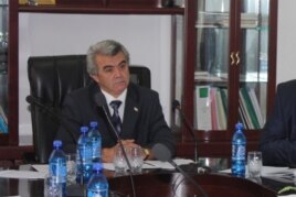 Соҳибназар Раҳмонов, муовини вазири тандурустии Тоҷикистон.