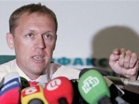 Lugovoi at today's Moscow press conference (TASS)