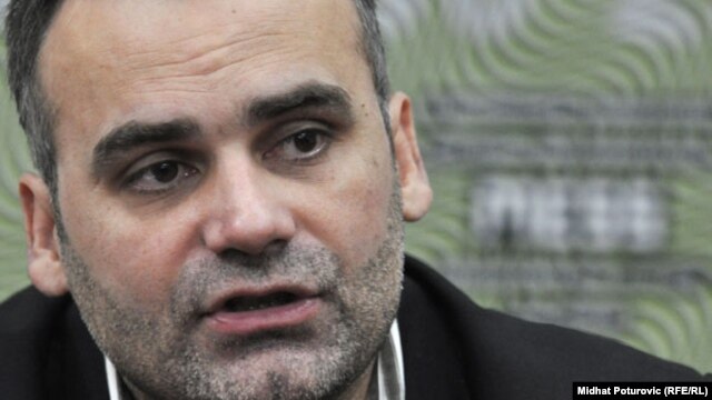 Dino Mustafić