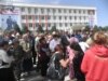 Bakiev Supporters Take Over Government Building In Osh