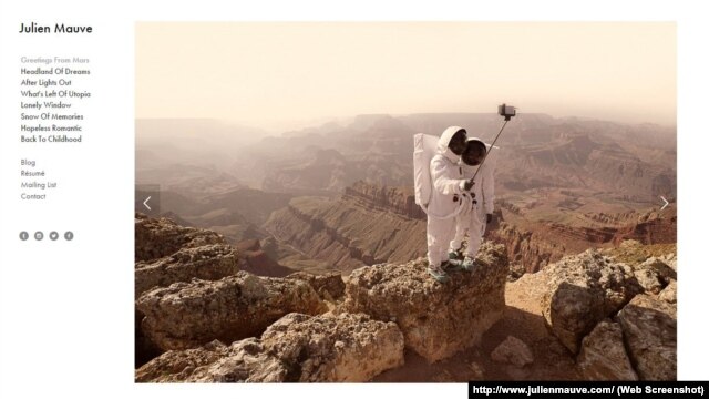 ژولین موو عکاس و طراح، به تازگی دست به طراحی پروژه‌ای زده است با نام «خوش‌آمدگویی از مریخ»