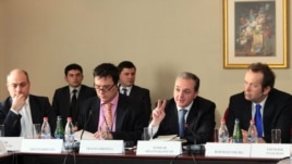 Armenia -- Negotiations on readmission/visa facilitation agreements between Armenia and EU, 27Feb2012