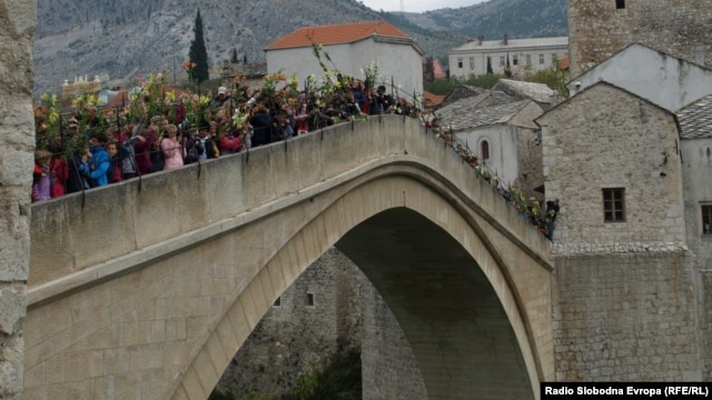 Obilježavanje 19. godišnjice rušenja Starog mosta, Mostar, 9. novembar 2012.
