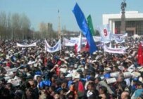 The demonstration in Bishkek today (RFE/RL)