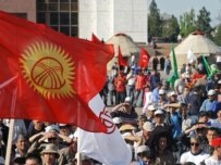 Demonstrators in Bishkek today (ITAR-TASS)