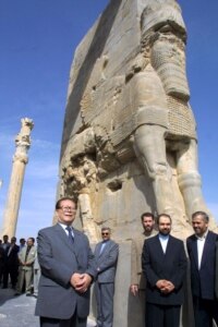 Chinese President Jiang Zemin (left) at Persepolis in 2002 (epa)