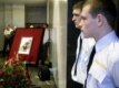 В Москве 23 января попрощались с журналисткой «Новой газеты» Анастасией Бабуровой и адвокатом Станиславом Маркеловым.   Прощание с Анастасией Бабуровой началось в 10.30 в траурном зале ЦКБ.