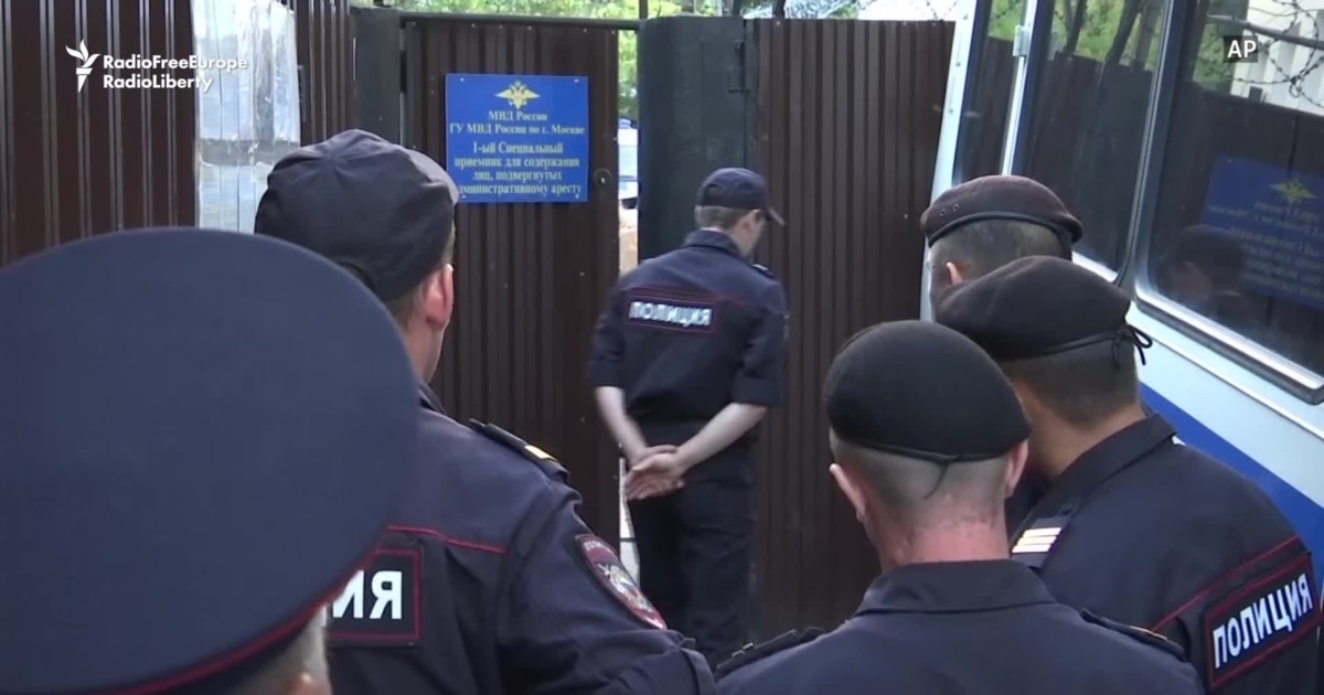 Russian Police Rearrest Pussy Riot Members After Release