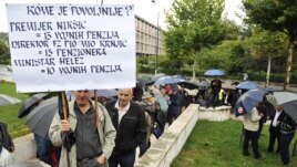 Prosvjed vojnih penzionera ispred Vlade FBiH, 20. septembar 2012.