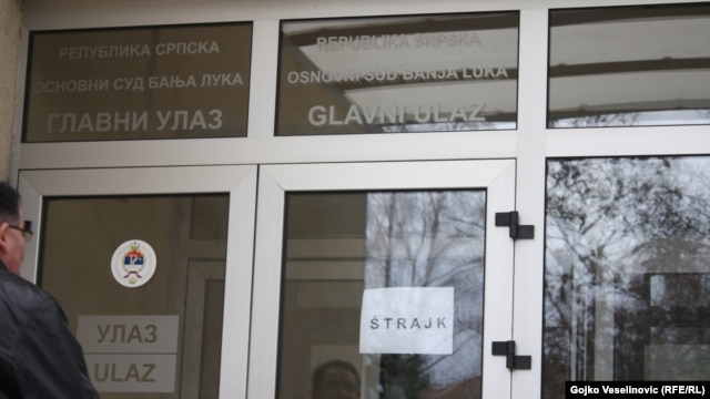 Osnivni sud na prvi dan štrajka