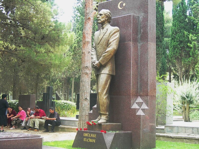 El&ccedil;ibəy