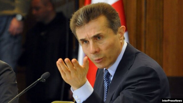 Gjeorgji - Kryeministri i Gjeorgjisë Bidzina Ivanishvili gjatë një konference në Tbilisi