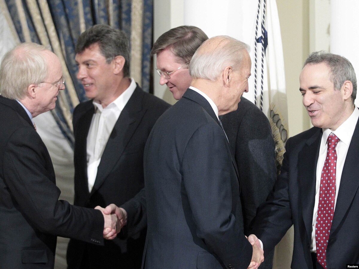 Глобализация, ВТО, монополизм, генная инженерия - на Nologo.su " Архив " Вероника Крашенинникова. США пытаются бороться с Россие