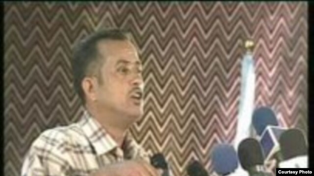 الشاعر الراحل محمد الغريب (1962-2008)