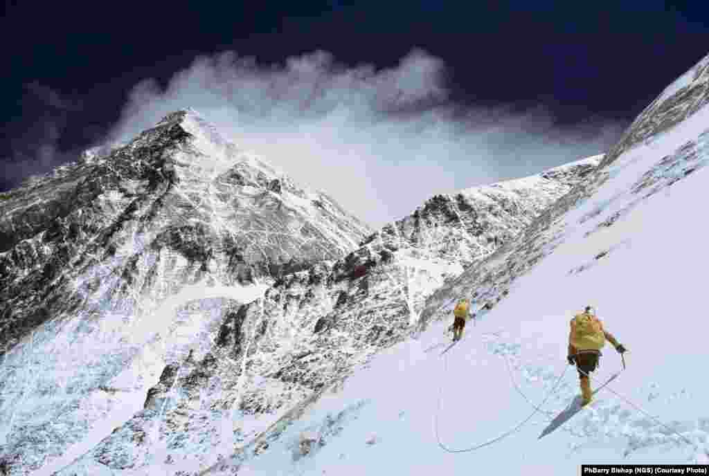 The first American team to summit Mount Everest in 1963 included "National Geographic’s" Barry Bishop.