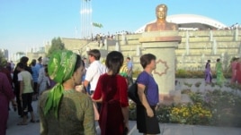 Ұлттық саябақ. Түркіменстан, Ашғабад, 2011 жыл.